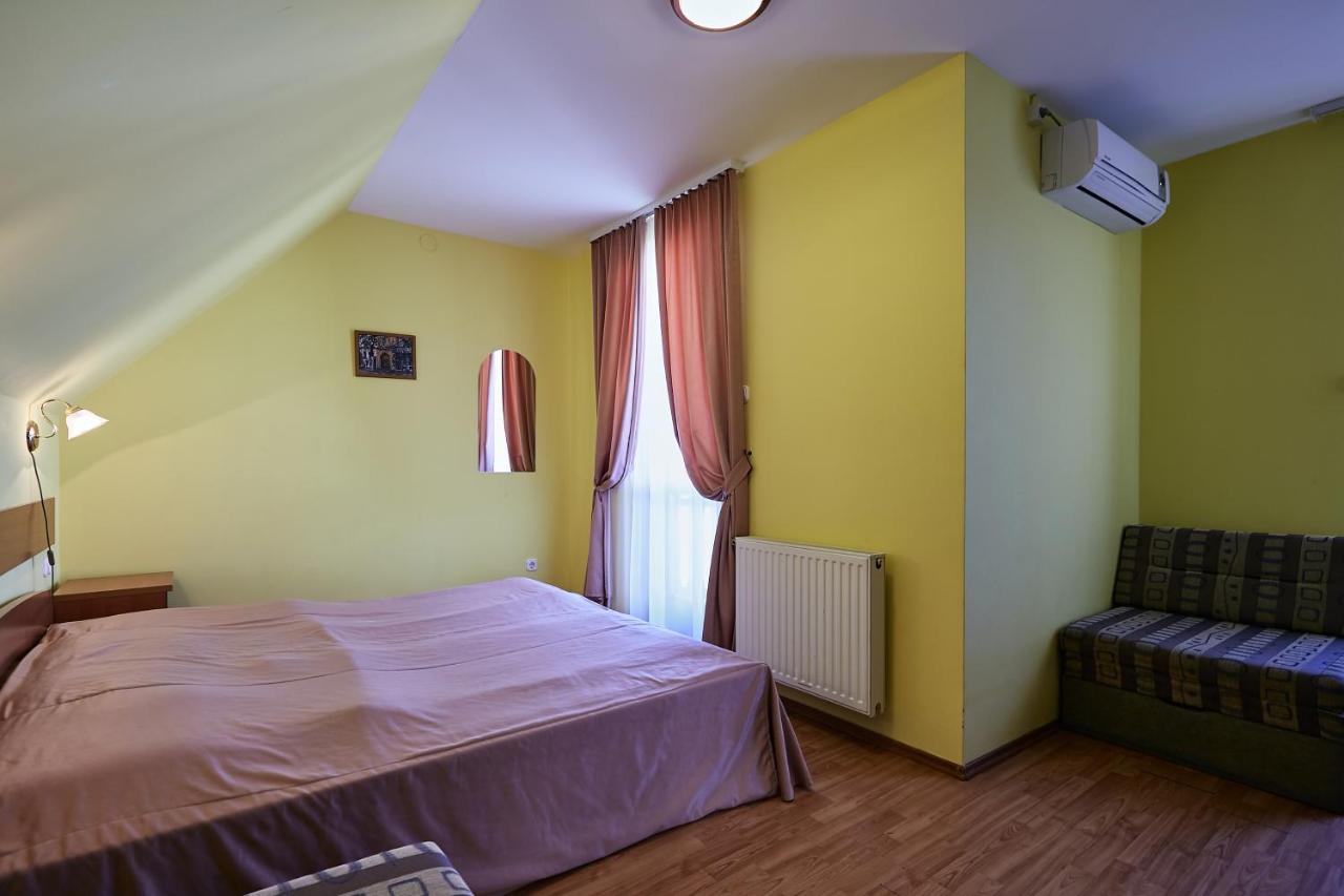 Pihenokereszt Panzio Bed & Breakfast Sopron